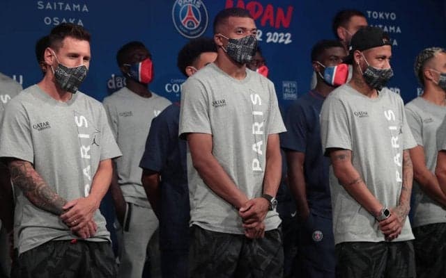 「かっこいい」PSGの選手たちが東京タワーと増上寺をバックに大集合！「いい場所」「ゴージャスな写真」