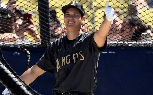 「簡単な選択だ」大谷翔平の男性ベストアスリート受賞に米ファンも納得！「間違いなく最もふさわしい」