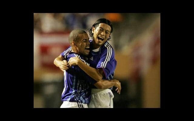 オシムジャパン全試合に出場した鈴木啓太。「自分の新たな扉が開いた」という代表ベストゲーム