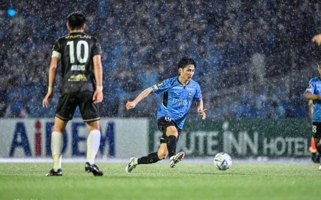 【川崎】大島僚太が再び離脱！ 受傷日前日に麻生Gで見せていた「対PSG戦術練習での絶品プレー」