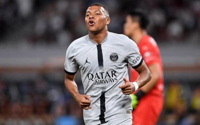 PSGvs浦和のスタメンが発表！ PSGはムバッペ以外の10人を変更、浦和は元マルセイユの酒井宏樹が先発、新加入リンセンもベンチ入り