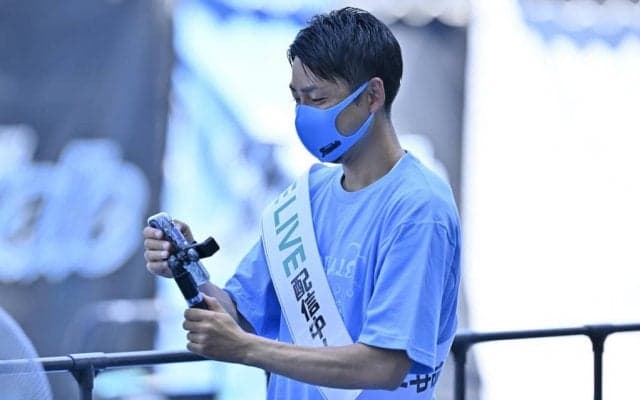 「鳥肌と涙が止まらない」川崎・小林悠の“ファン感出し物”が感動を呼ぶ！「涙腺崩壊」とサポ絶賛の登壇シーン