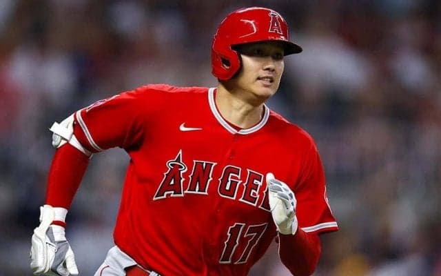 大谷翔平20号直後に珍事、グータッチで迎えた監督が抗議→退場　米記者「前の回から…」