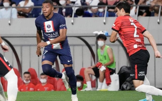 「飛び抜けている存在」久々に対峙したムバッペを酒井宏樹が称賛、試合前には満面も笑みで再会