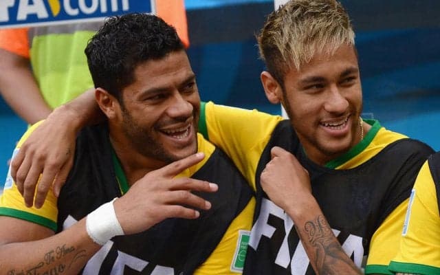 超豪華ゲスト！フッキが贈ったサプライズに子供たち大感激「決して忘れないだろう」「永遠に心に残る」