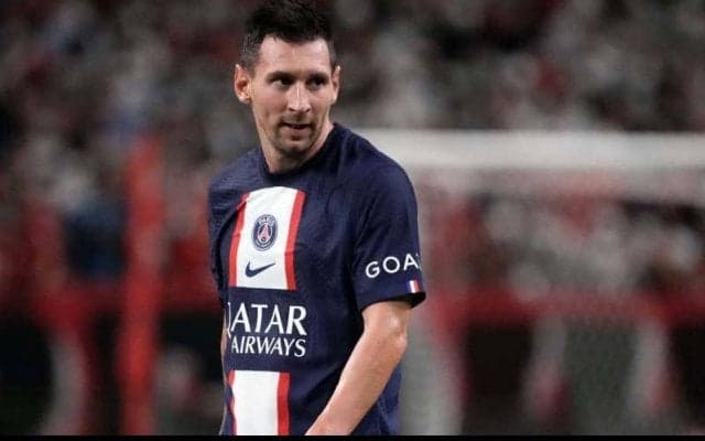 メッシと生年月日が同じ歌手・LiSAさんがメッシユニでPSG戦に大興奮！「ガン見した」