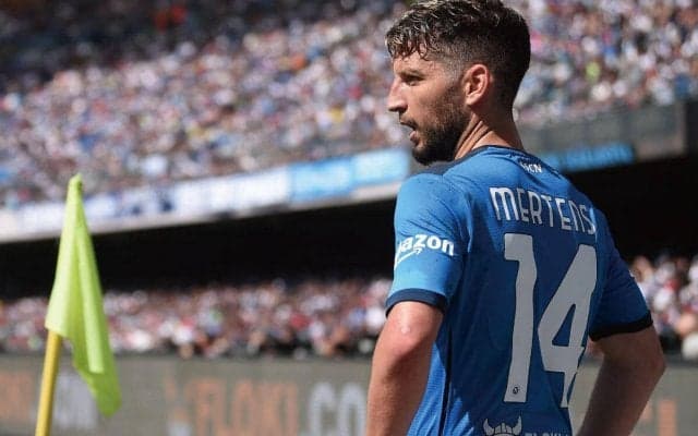 インテルがナポリ退団メルテンスを狙う？ A・サンチェスの去就が鍵に