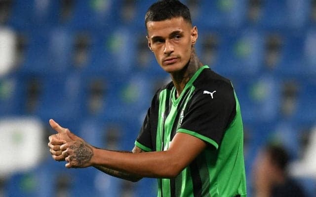 ウェストハムがイタリア代表FWスカマッカを確保！ 5年契約、昨季セリエAで16ゴール