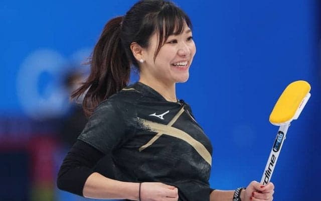 カーリング吉田知那美が”誕生日婚”を報告！心温まる２ショット写真に祝福殺到「いい写真すぎる〜」