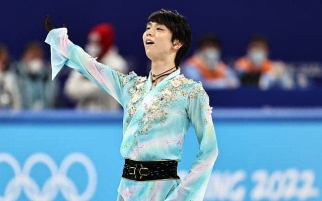 羽生結弦、プロ転向でさらに際立つ存在感　スポーツメディアの「救世主」である理由