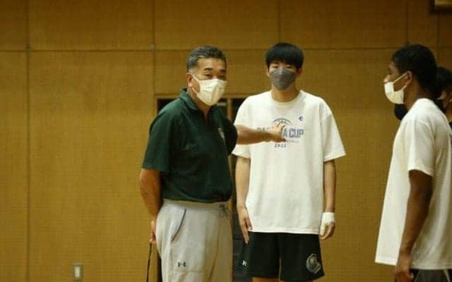 正智深谷・成田靖コーチインタビュー「選手には自分に合ったアイテムを選んでほしい」