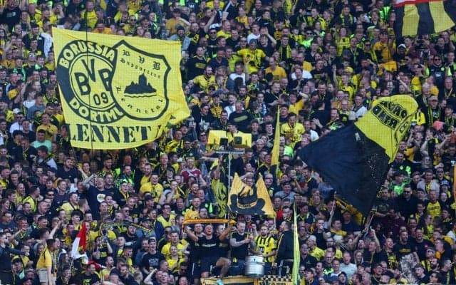 まさかの勘違い！開幕戦でドルトムントⅡのGKが相手にボールを渡して失点「不思議なゴール」