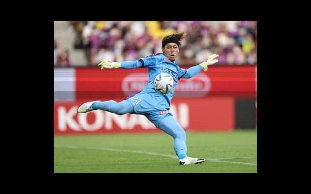 加地亮が選ぶ現在のJ1おすすめベストイレブン。「ビッグセーブ連発」「神出鬼没」「すさまじい運動量」の選手とは？