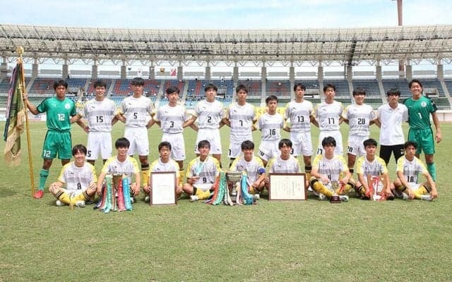 苦悩した前橋育英“10番”、13年ぶり優勝導く劇的弾　決勝前夜、仲間に伝えていた決意