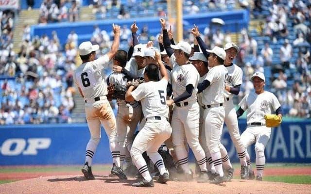 【高校野球】日大三4年ぶり18度目甲子園　東海大菅生にスクイズで勝ち越し、一発でダメ押し
