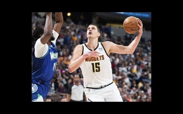 NBAの新潮流「インサイドだけのビッグマンは生き残れない」。名将も「ミスマッチを狙う戦術が増えてきた」と証言