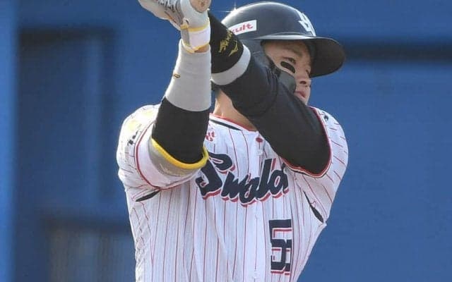 村上宗隆がプロ野球タイの4打席連続本塁打　史上14人目、25年ぶりの大記録