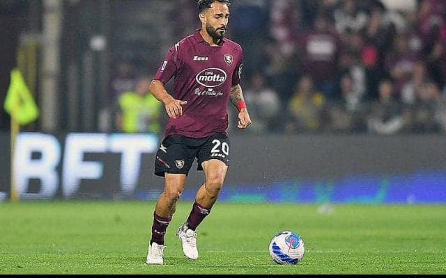 サレルニターナが昨季ユーベからレンタル加入のカスタノスを完全移籍で獲得