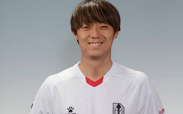 「こんなにも愛おしい妻、子どもに出会えたことをとても嬉しく思います」岩手DF牟田雄祐に第1子となる長男が誕生