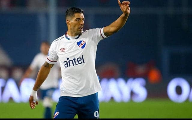 スアレスが古巣ナシオナルで2度目のデビュー！「またここでプレーできて嬉しい」