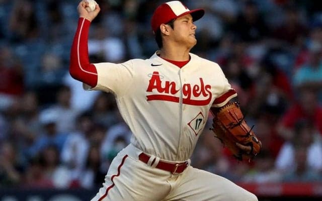 大谷翔平、104年ぶり偉業へ“魔球連発”にメディア衝撃「どうやって打てば？」