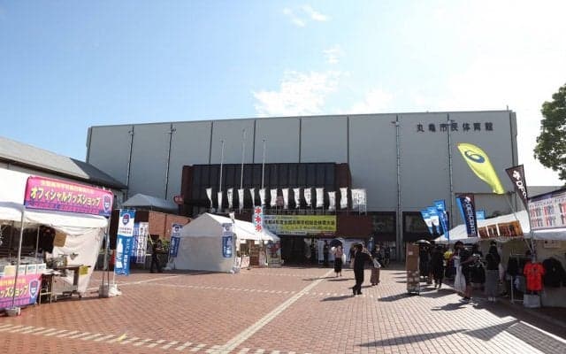 【四国インターハイ2022】駿台学園が決勝トーナメント進出、多彩なコンビネーションで粘る安来を退ける