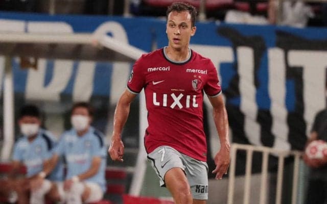 「青黒がよう似合っとる」ファン・アラーノがG大阪のユニ姿で意気込み「信じてくれたクラブに心から感謝」