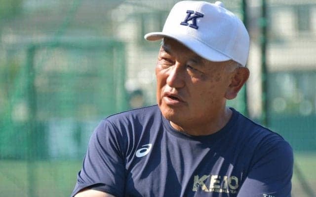初心者に“疑似プロ野球”の練習はNG　慶大監督が勧める打撃も守備も「野球サイズ」