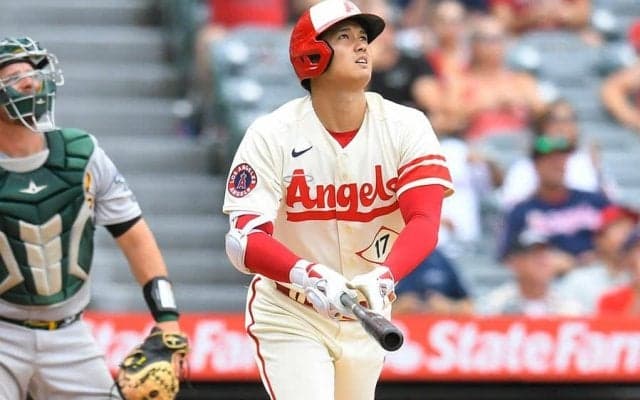 【MLB】大谷翔平、衝撃の“悪球弾”が「意味不明」　米メディア半信半疑「オーマイゴッド」