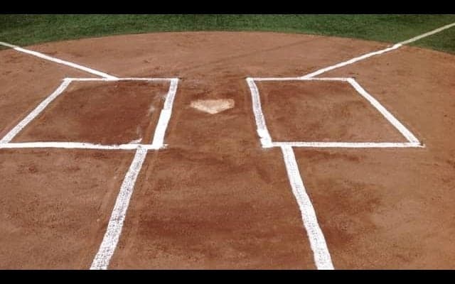 楽天・西川の「懲罰交代」が真喜志代行の「ファインプレー」といわれる理由とは