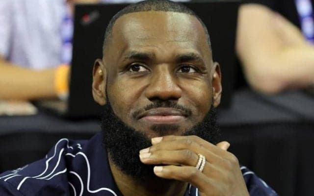 レブロン・ジェームズがNBA選手史上最高のキャリア収益を更新…その金額は？