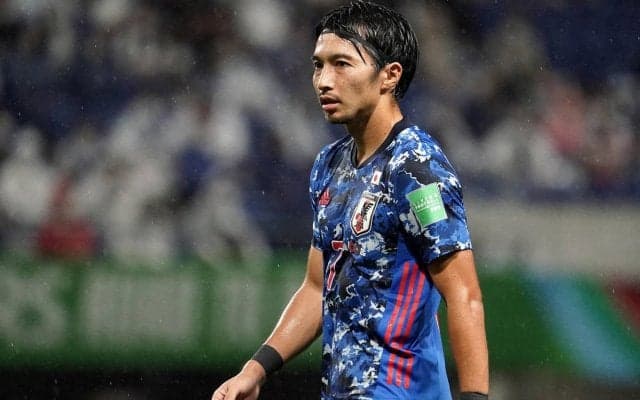 「めちゃくちゃ可愛い」「絵になるなぁ」カメラマン・柴崎岳が引き出す妻・真野恵里菜さんの笑顔が話題に「素敵な写真」