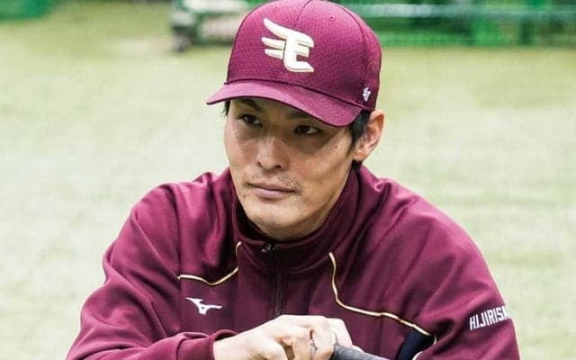 フライはグラブの位置、送球は腰のひねり　外野手の“日本記録保持者”が解説する守備上達法