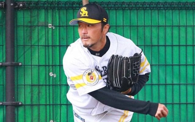 元鷹・寺原隼人が3年ぶり現役復帰　北九州投手コーチから“選手兼任”に契約変更