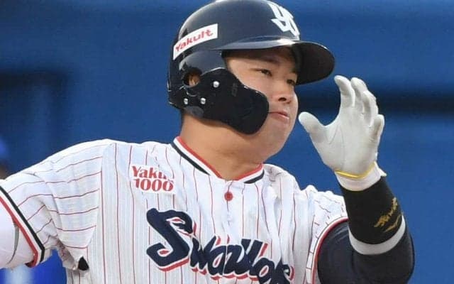 ヤクルト激震　村上が「特例2022」で抹消…連続4番先発出場360試合で途切れる　6日の公示
