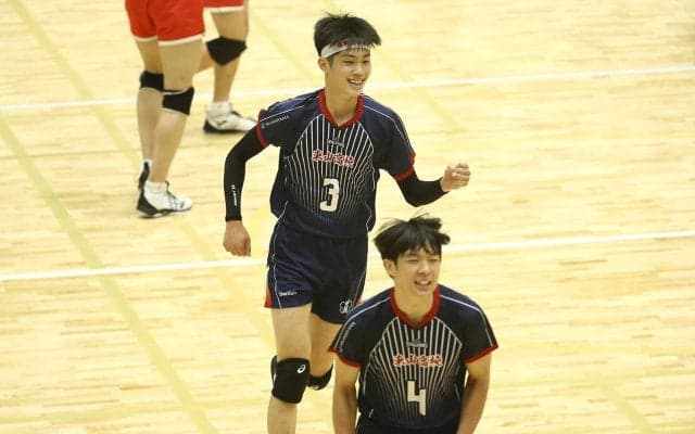 【四国インターハイ2022】東山が初の決勝進出! 全員バレーで松本国際に競り勝つ