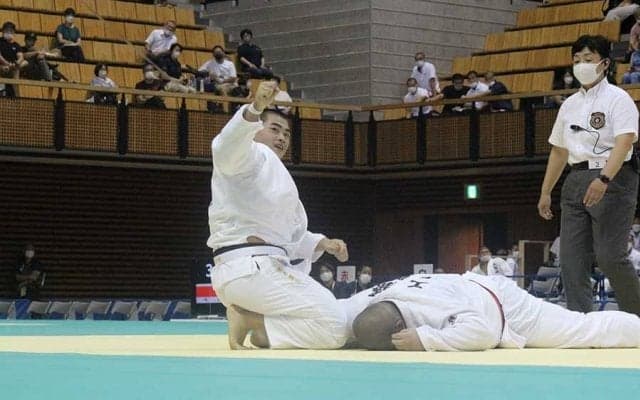 夏の高校柔道男子、国士舘が団体3年ぶり16度目V！　個人戦73kg級は2年・木原慧登が連覇【インターハイ柔道】