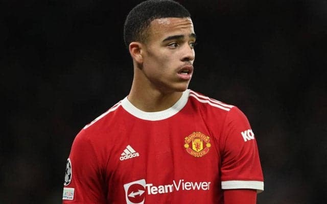 逃げ出した犬を確保、レイプや殺人脅迫の容疑で逮捕されたグリーンウッドが意外な形で目撃される