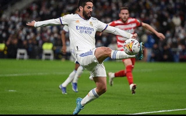 イスコの新天地がセビージャに決定！　2年契約で合意