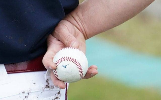 投球せずに球速を上げる　チューブを使って実践できる2種類のトレーニング　