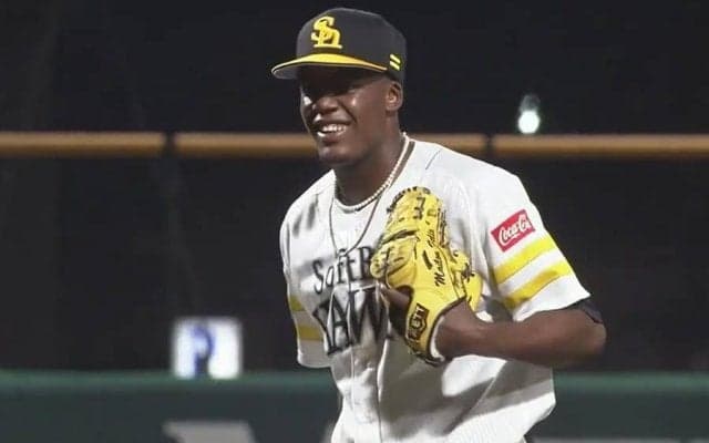 鷹育成助っ人がデビュー戦で158キロ、西武ドラ1は圧巻の5回9K　2軍でアピールする若手