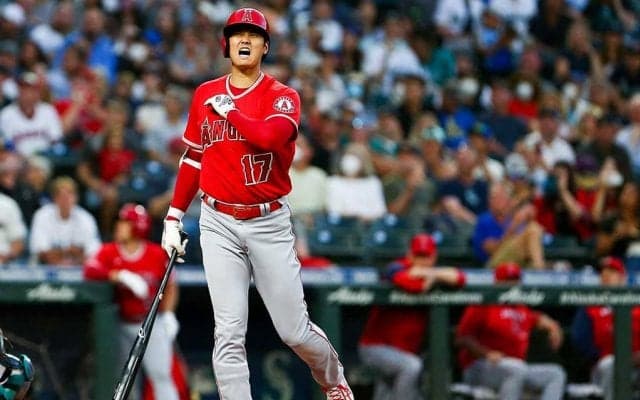 【MLB】大谷翔平の左足をスパイクで踏んだ相手投手、真っ青　「まずい、オオタニの足を壊してしまった」