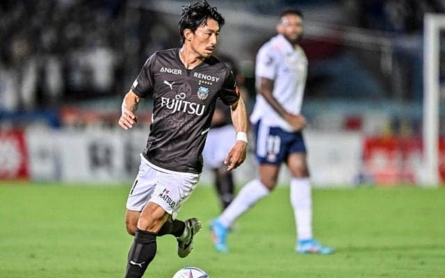 「ここまで怒るアキちゃんは珍しい」と川崎FW家長の抗議に元チームメイトも驚き！ 勝利への執念を見せた「84分の貴重場面」