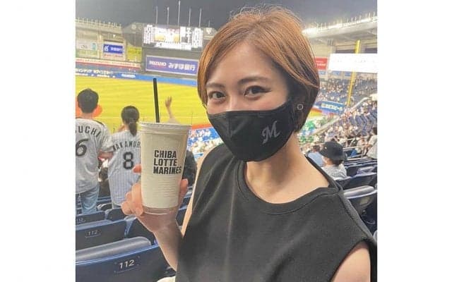 芸能界“No.1”投球フォームの女優・奥山かずさの告白「私、ロッテファンなんです」