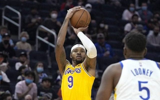 キャリア10年のベテランスウィングマン、ケント・ベイズモアがキングスとの契約に合意