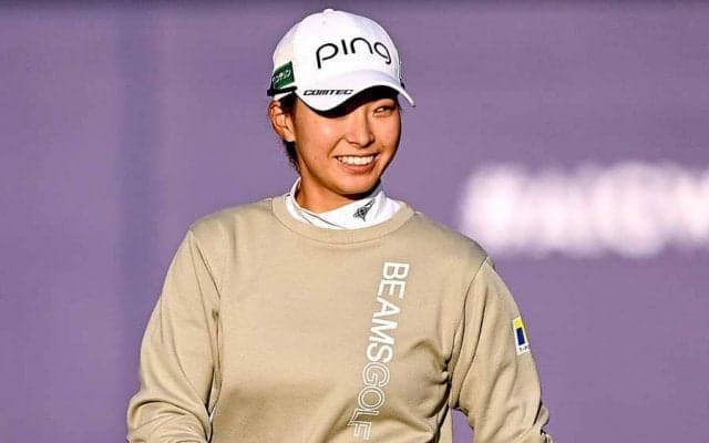 渋野日向子、独特ルーティンでついた新たな愛称？　日本人「シンデレラ言いたいだけ」