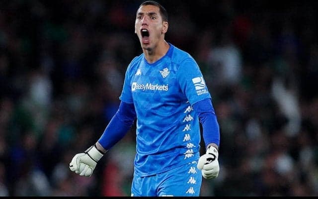 リーズがベティス退団のGKジョエル・ロブレスと1年契約　イングランド復帰に