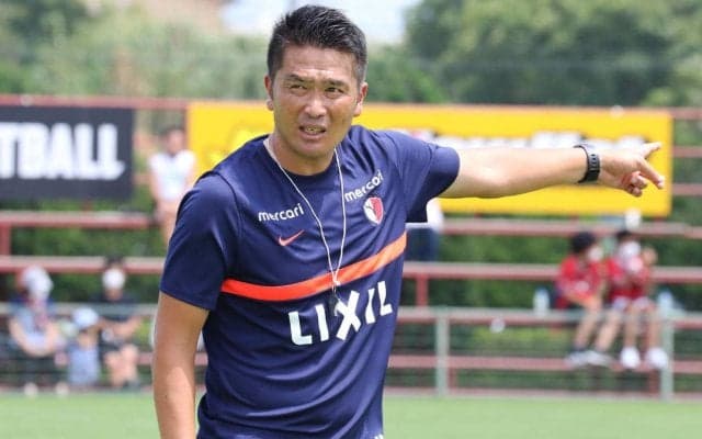 「順位以上に色々なものが壊れている」現状を語る鹿島の岩政大樹新監督、「一緒に肩を組んで、手を組んで」とサポーターにも言及