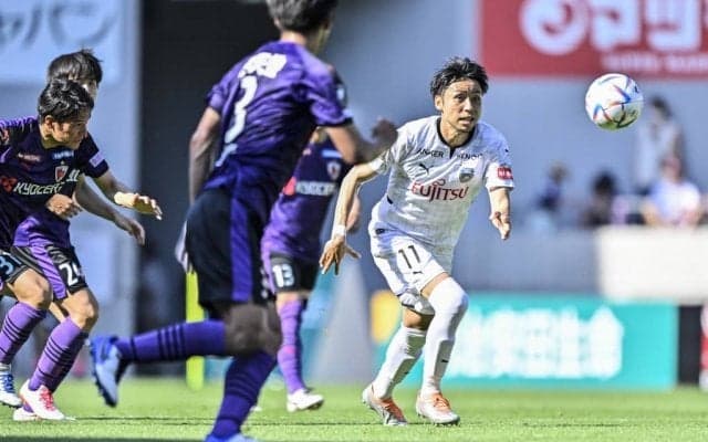 「どこぞのパクリかと思った」川崎Fの対戦告知ポスターがまさかの仕上がり！ 完璧な再現度に、「RIZINの次回大会かと思った」の声まで！