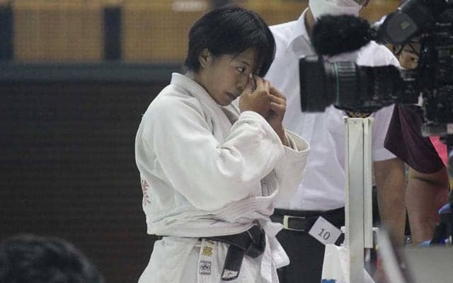 決勝でコンタクトが外れた近藤美月　片目見えず「ヤバイ」もV2達成「行くしかないと…」【インターハイ柔道】